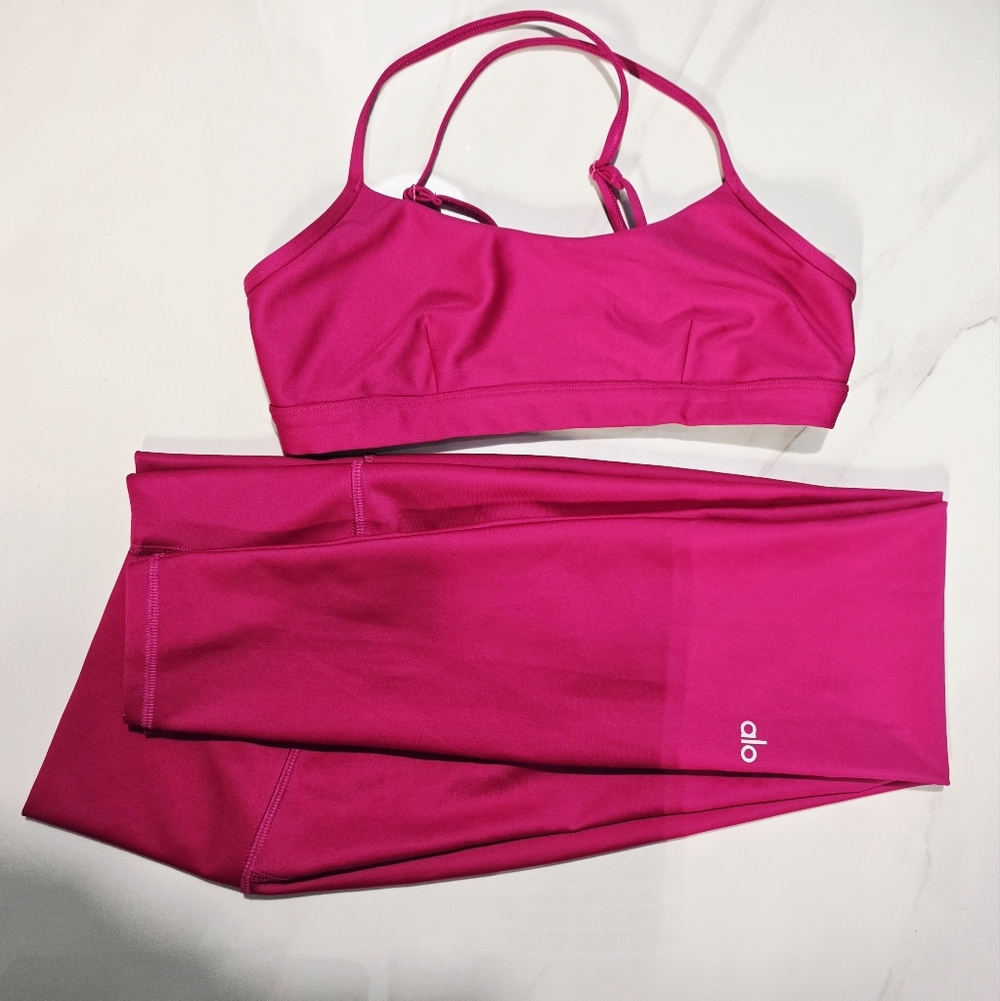 Alo Pink Sports Bra And Pant Set